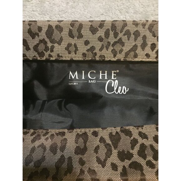 Miche Cleo Leopard Print Tote Bag With Double Zipper Pockets - Picture 9 of 14